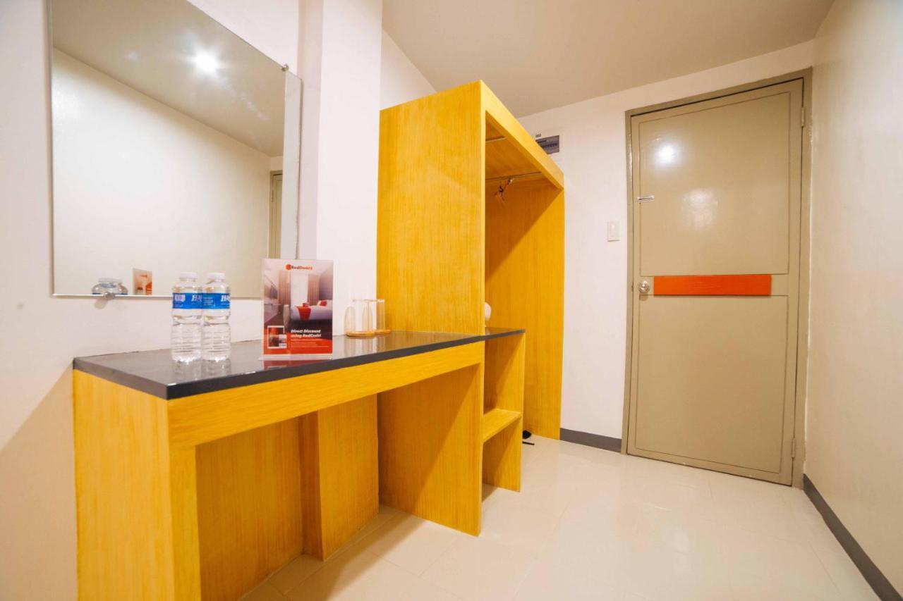 Reddoorz Plus Near San Pedro Cathedral Davao Zewnętrze zdjęcie